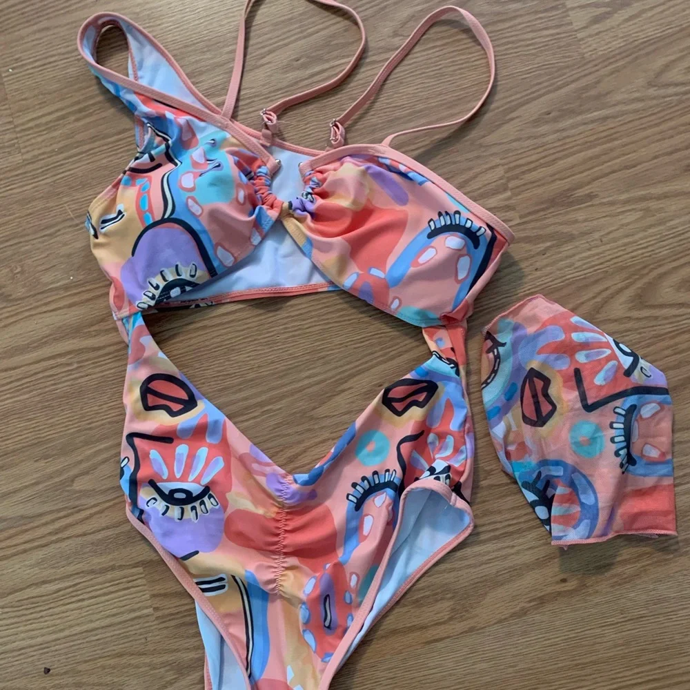 Never worn SHEIN swim suit with head wrap - Picture 1 of 1